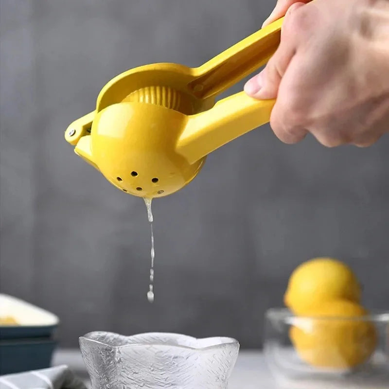 Home Manual Lemon Squeezer Plastic Hand Pressed Orange Fruit Juicer Portable Practical Kitchen Tools Mini Blender